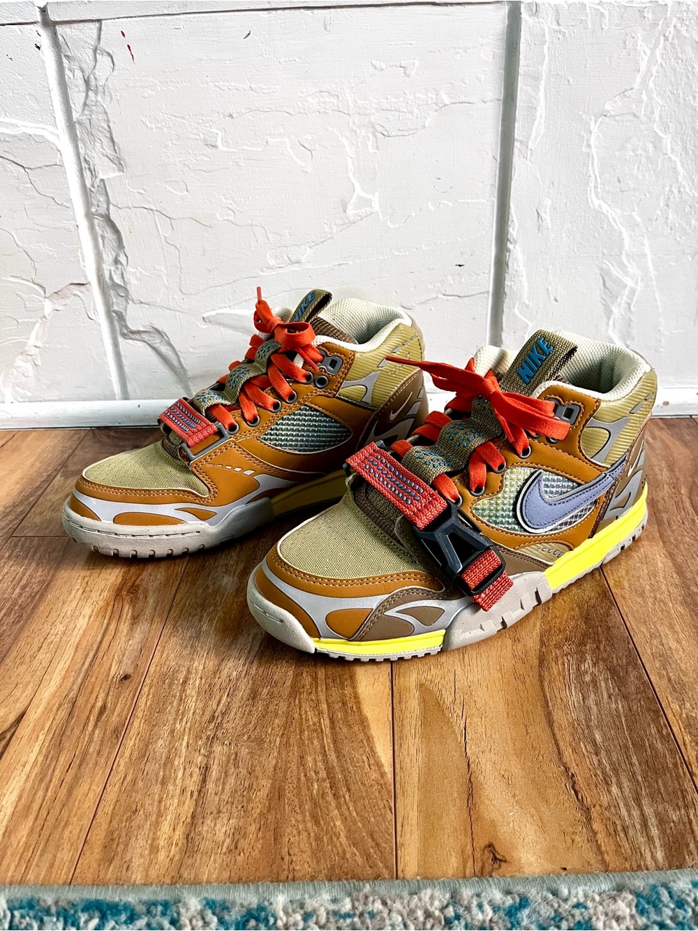NWOT Women’s Nike Air Trainer 1 SP Coriander Sz 6